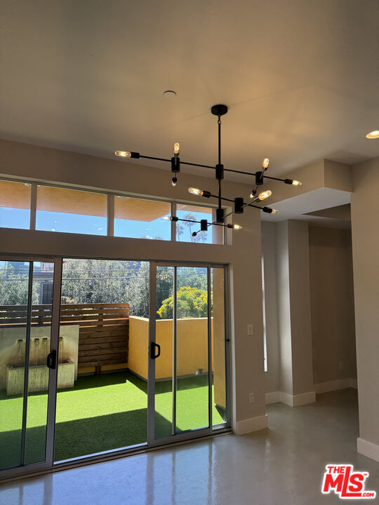 2216 Main St Unit: 204