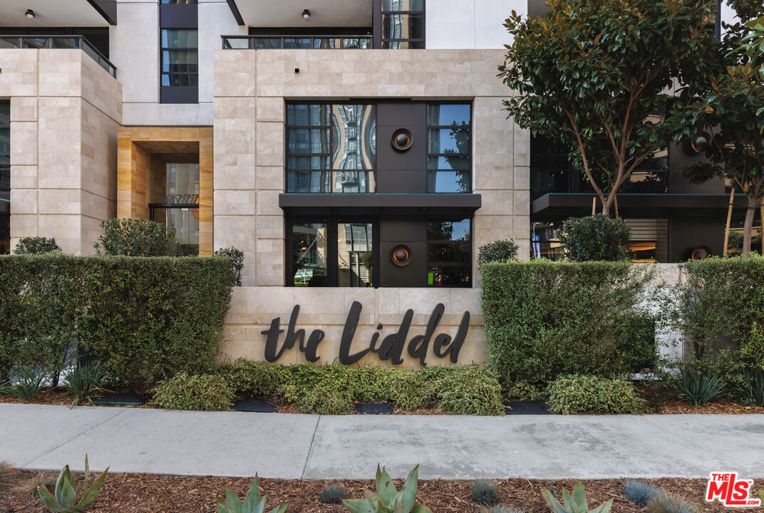 10777 Wilshire Blvd Unit: 402