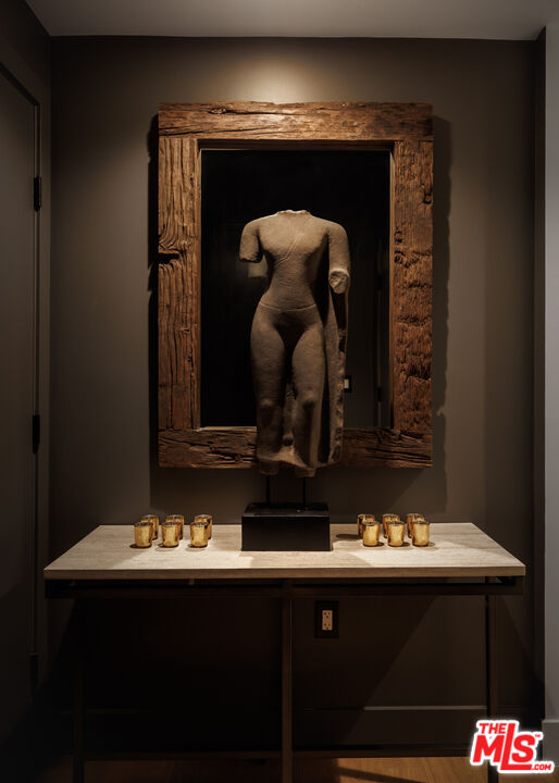 10777 Wilshire Blvd Unit: 402