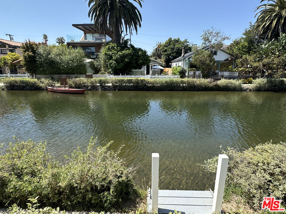 440 Howland Canal Unit: 1