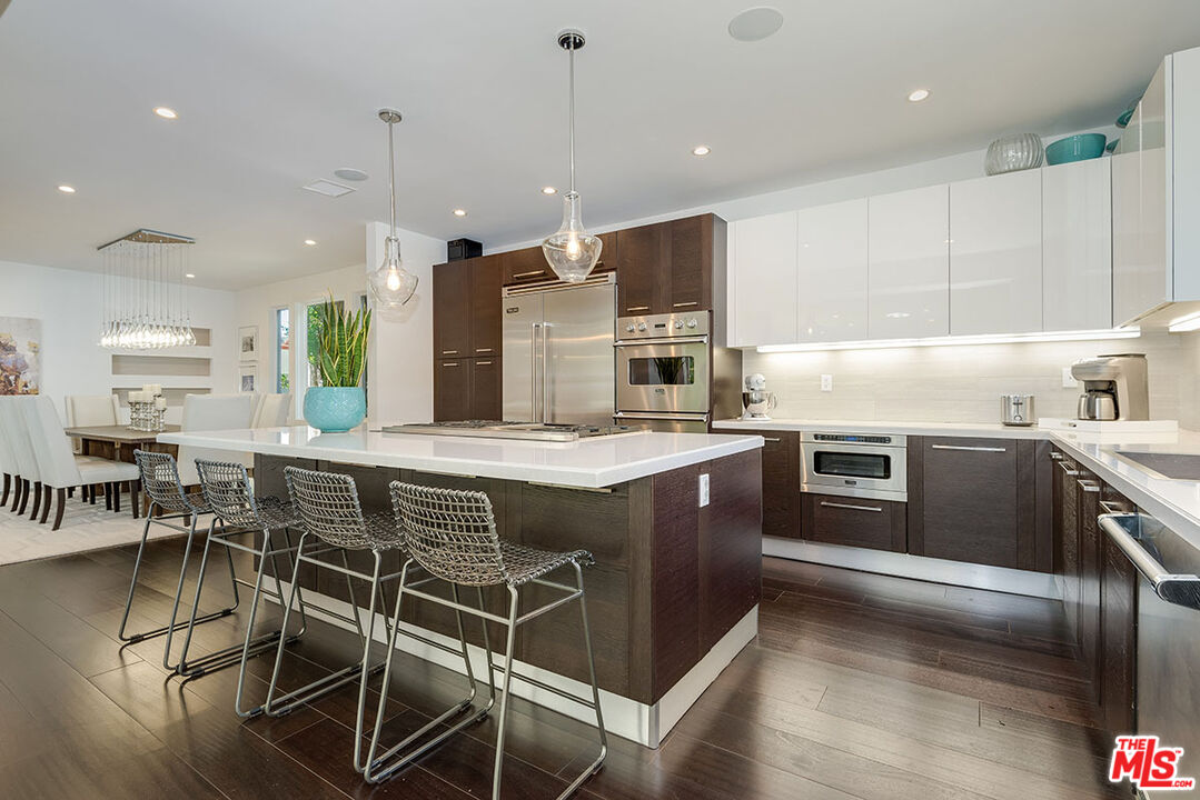6235 Drexel Ave