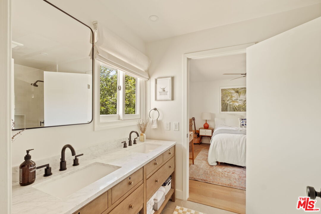 4317 Park Fortuna