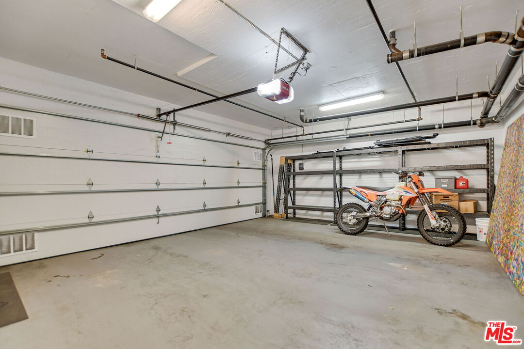 1253 17th St Unit: 103