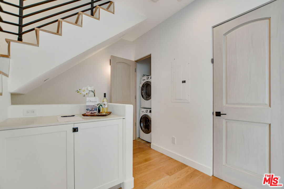 1253 17th St Unit: 103