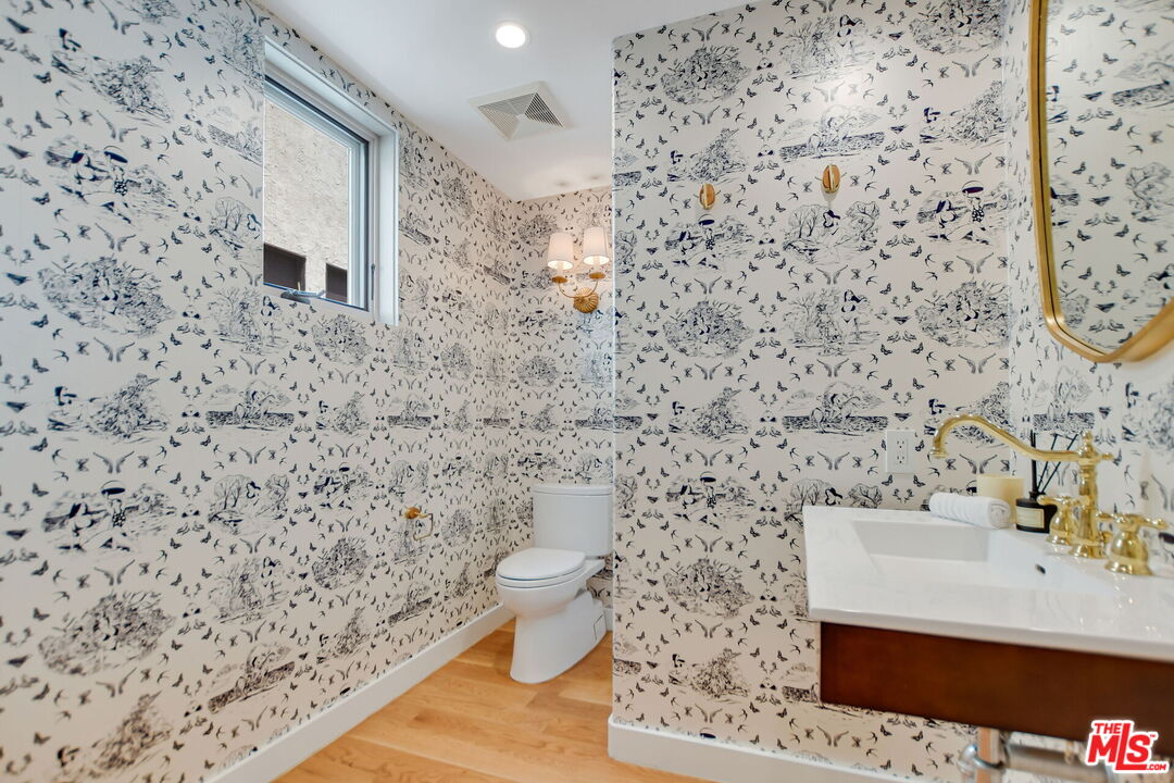 1253 17th St Unit: 103