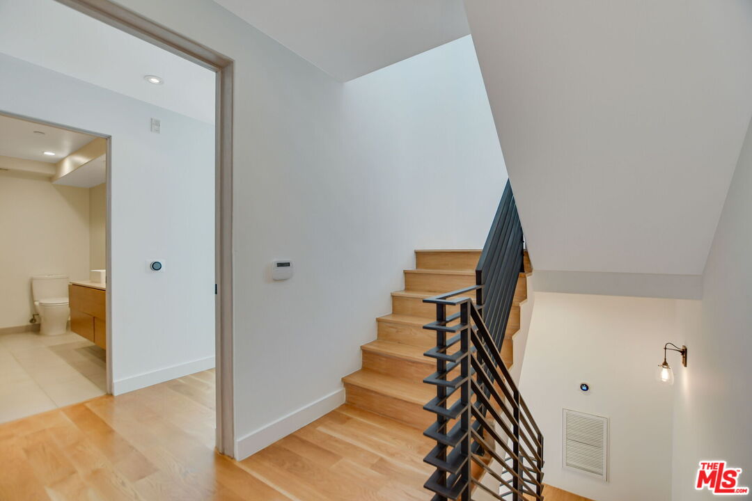 1253 17th St Unit: 103