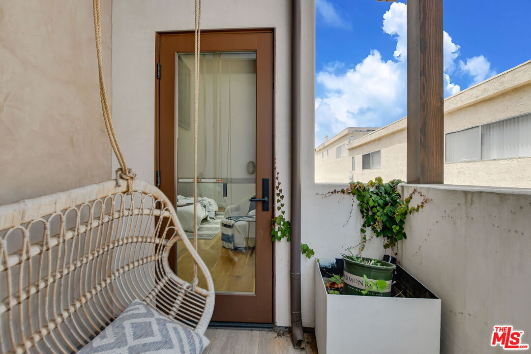 1253 17th St Unit: 103