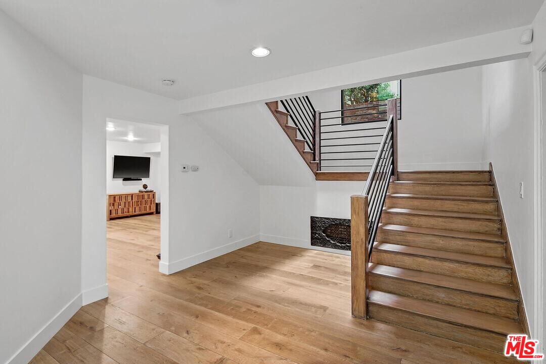 4811 Roma Ct