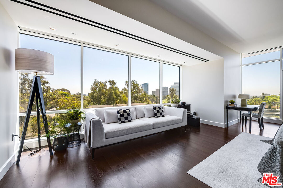 1200 Club View Dr Unit: 6S