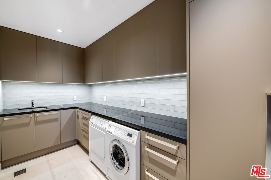 1200 Club View Dr Unit: 6S