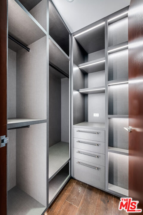 1200 Club View Dr Unit: 6S