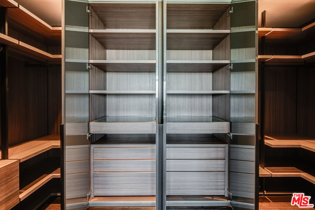 1200 Club View Dr Unit: 6S