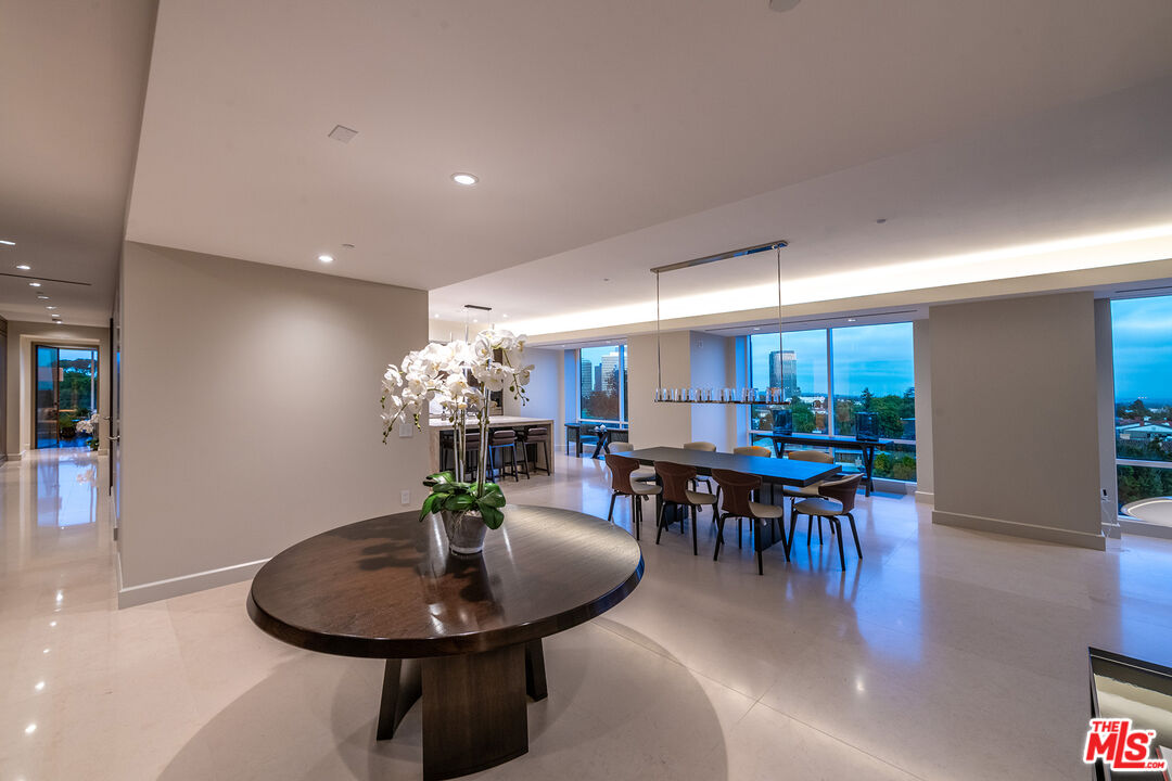 1200 Club View Dr Unit: 6S