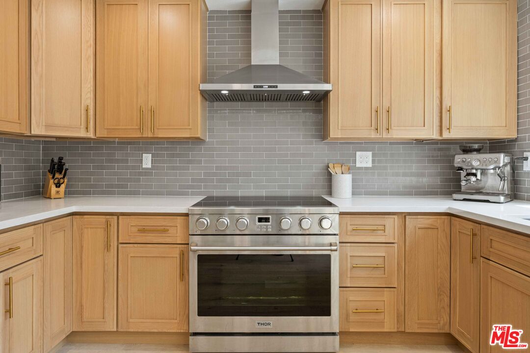 7016 Little Harbor Dr