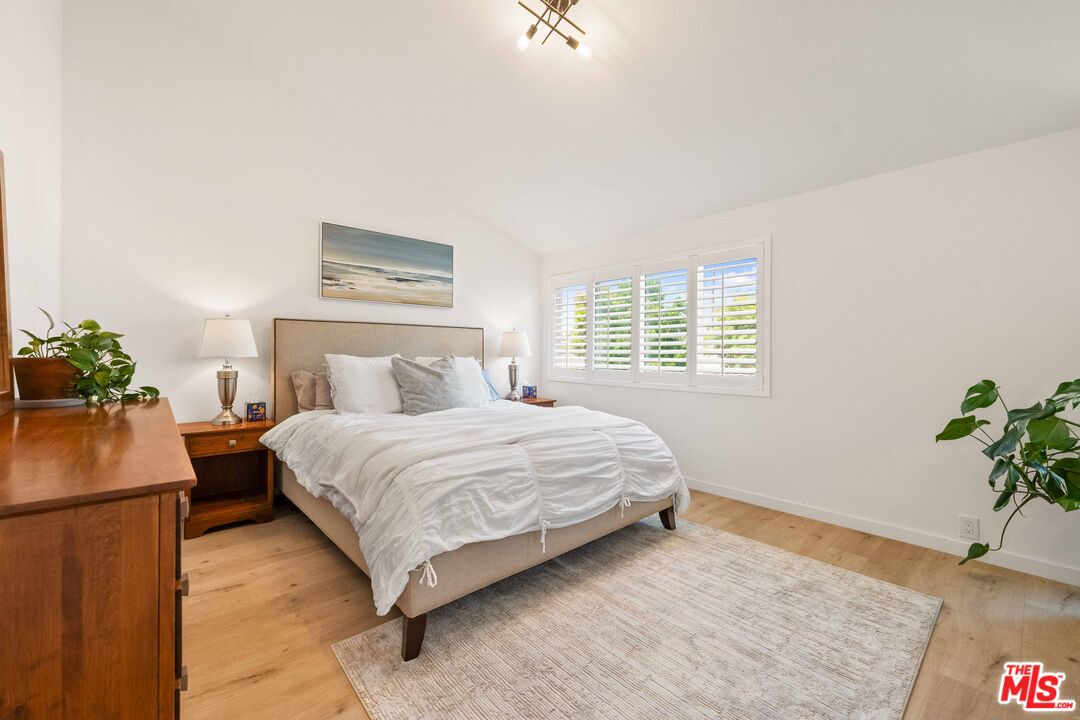 7016 Little Harbor Dr