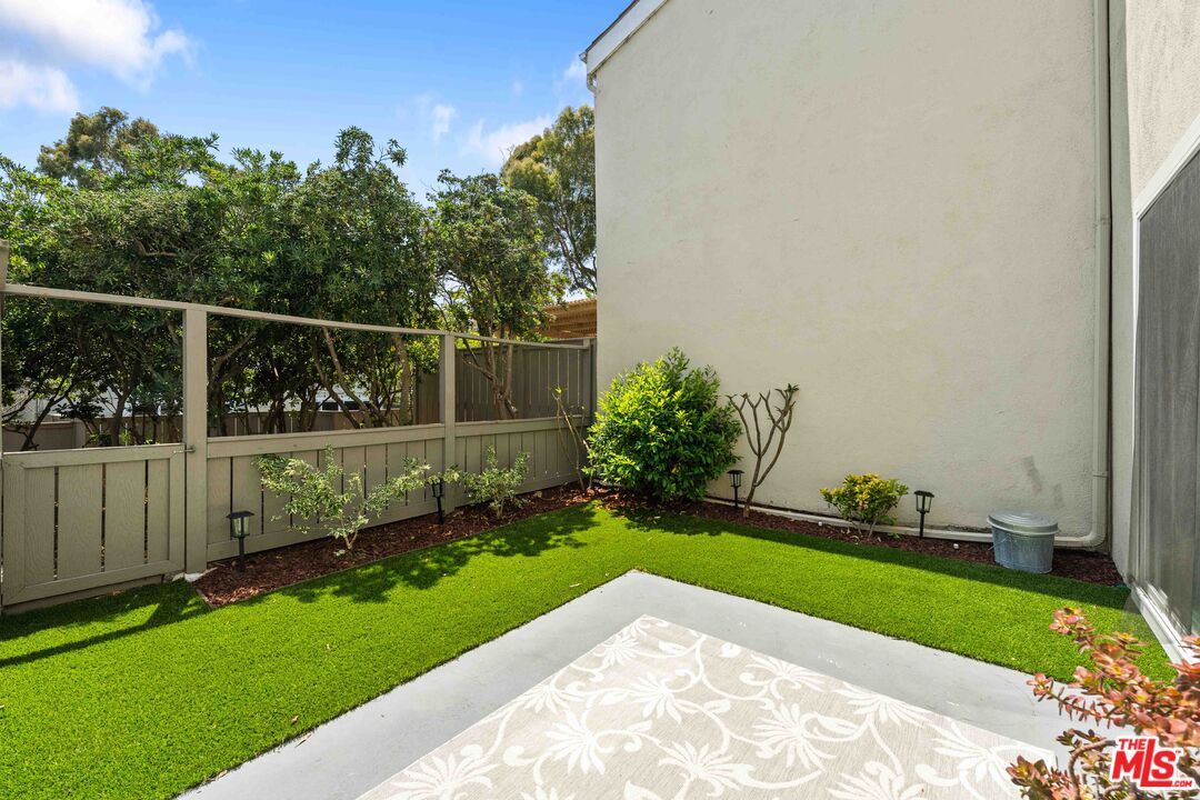 7016 Little Harbor Dr