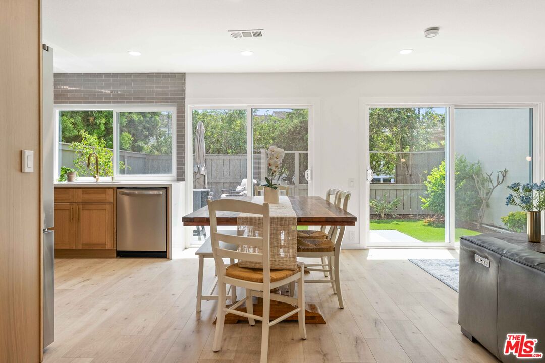 7016 Little Harbor Dr