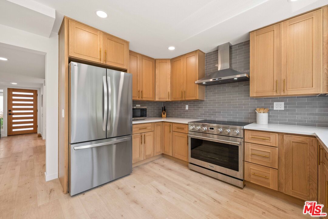 7016 Little Harbor Dr