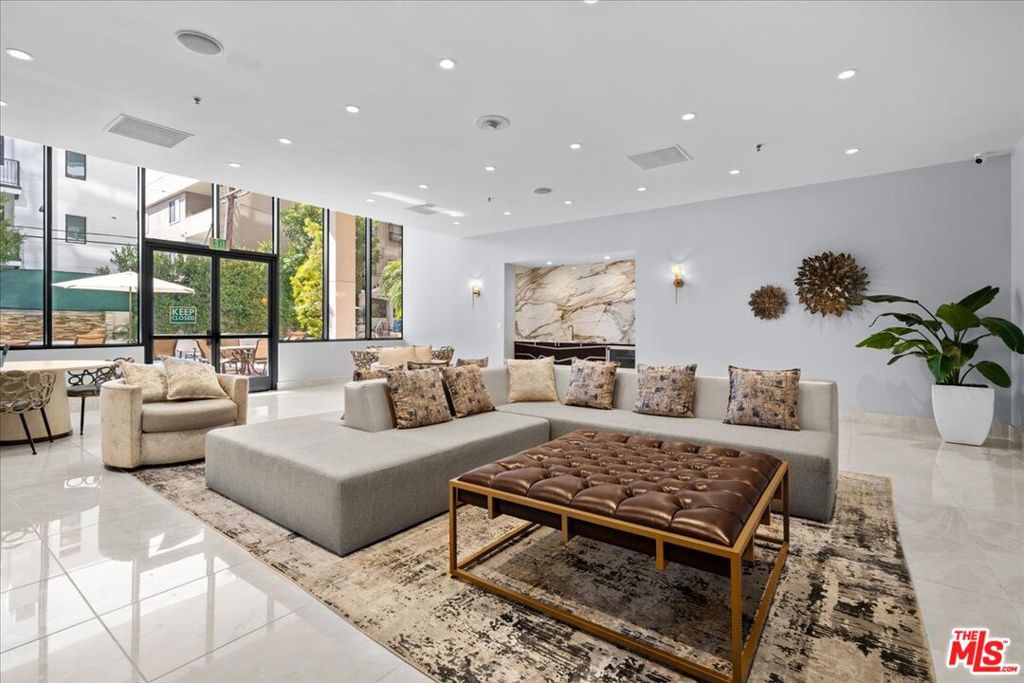 10724 Wilshire Boulevard 311