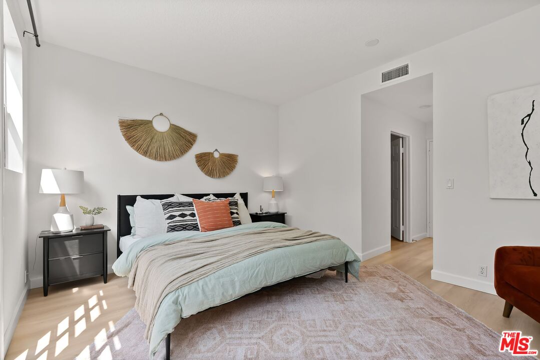 1436 20th St Unit: 13