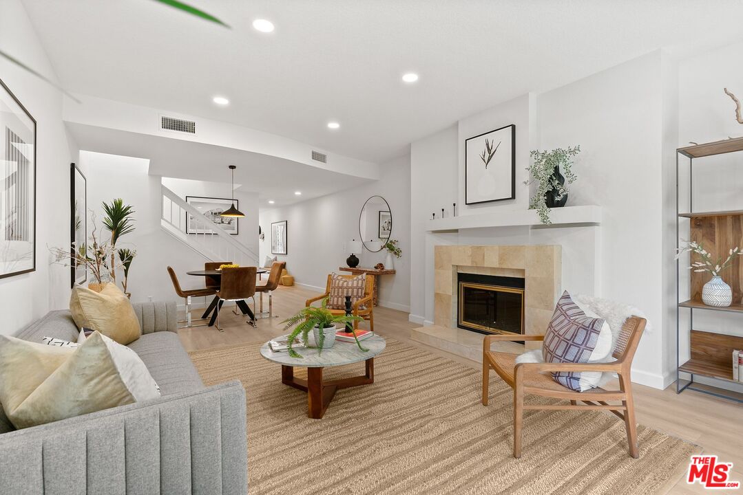 1436 20th St Unit: 13