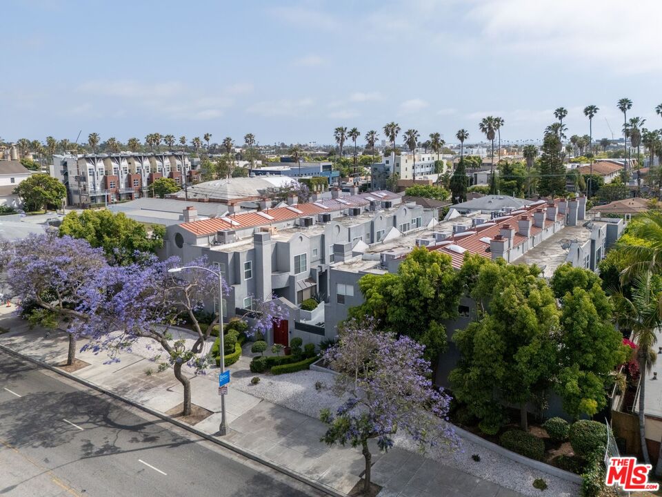 1436 20th St Unit: 13