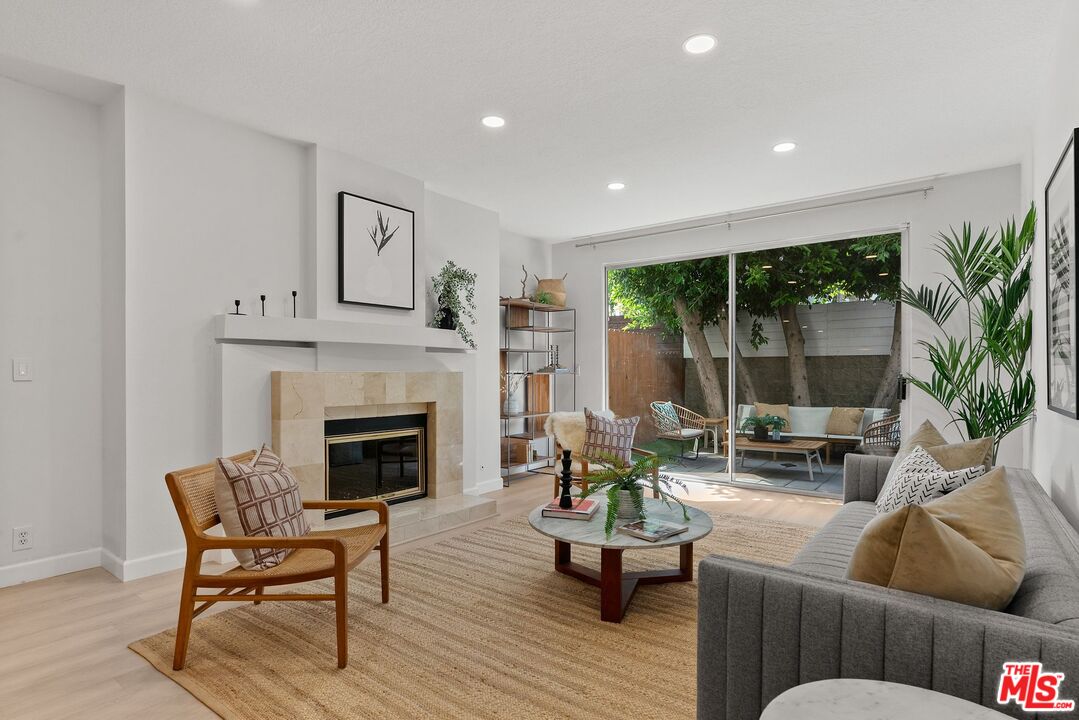 1436 20th St Unit: 13