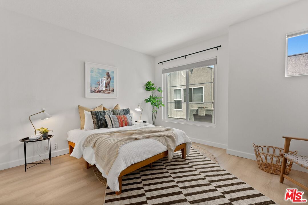 1436 20th St Unit: 13