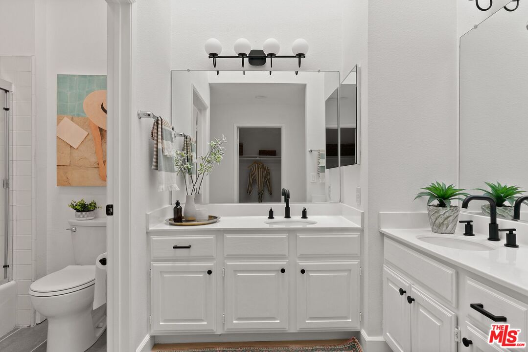 1436 20th St Unit: 13