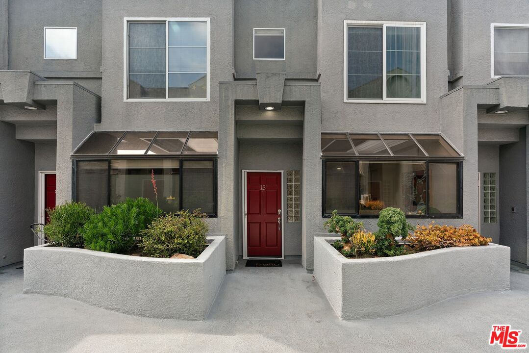 1436 20th St Unit: 13