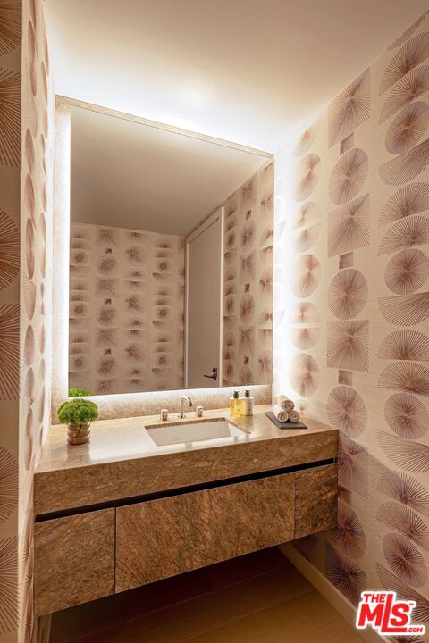 9200 Wilshire Blvd Unit: 206W