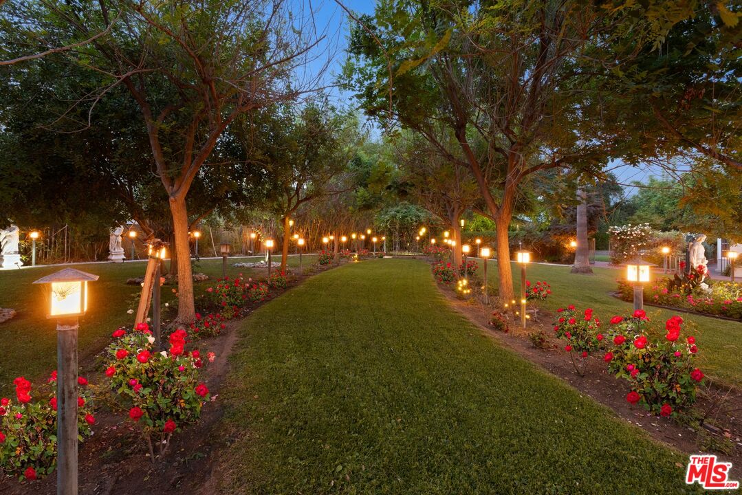 820 N Verano Dr