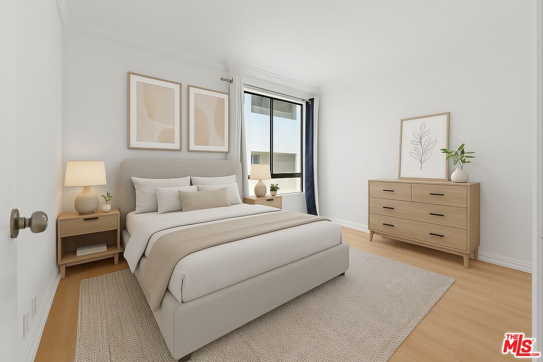 1826 Overland Ave Unit: 3