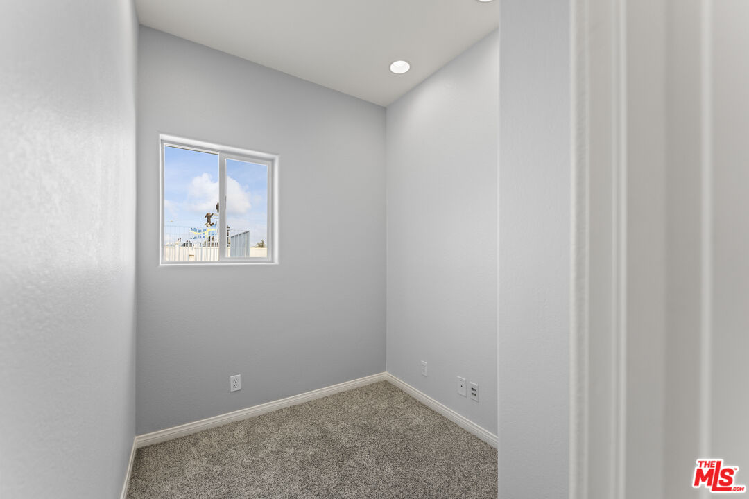 223 Loma Vista St Unit: C