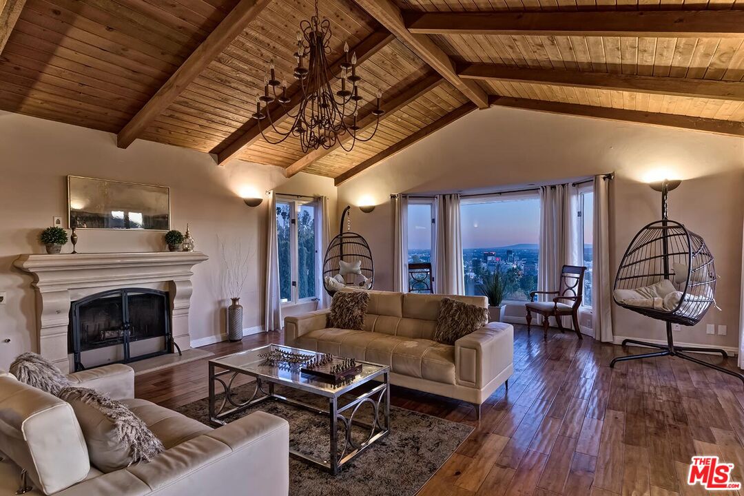6324 Quebec Dr