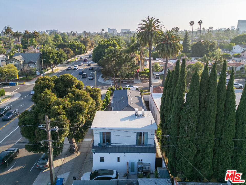 10623 W Olympic Blvd