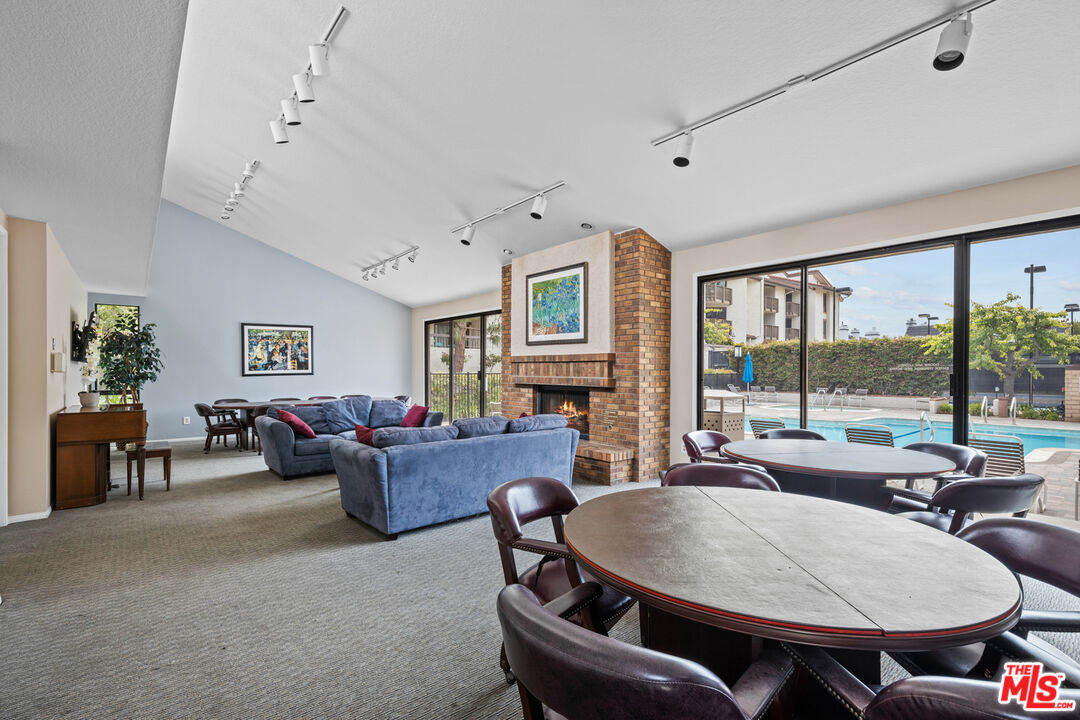 8601 Falmouth Ave Unit: 404