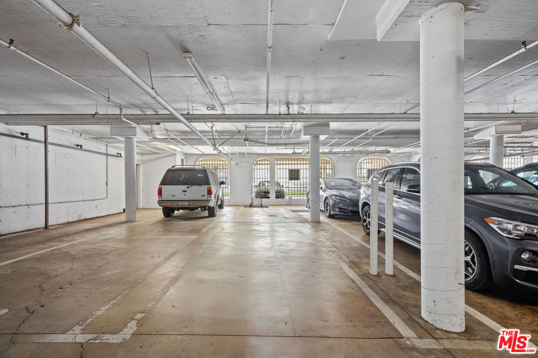 8601 Falmouth Ave Unit: 404