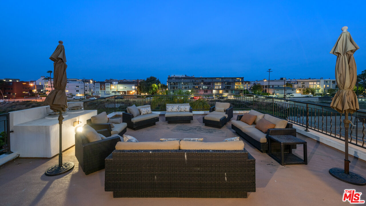 4115 Roma Ct