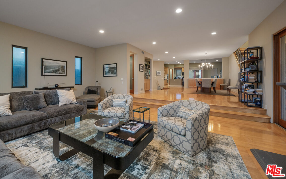 4115 Roma Ct