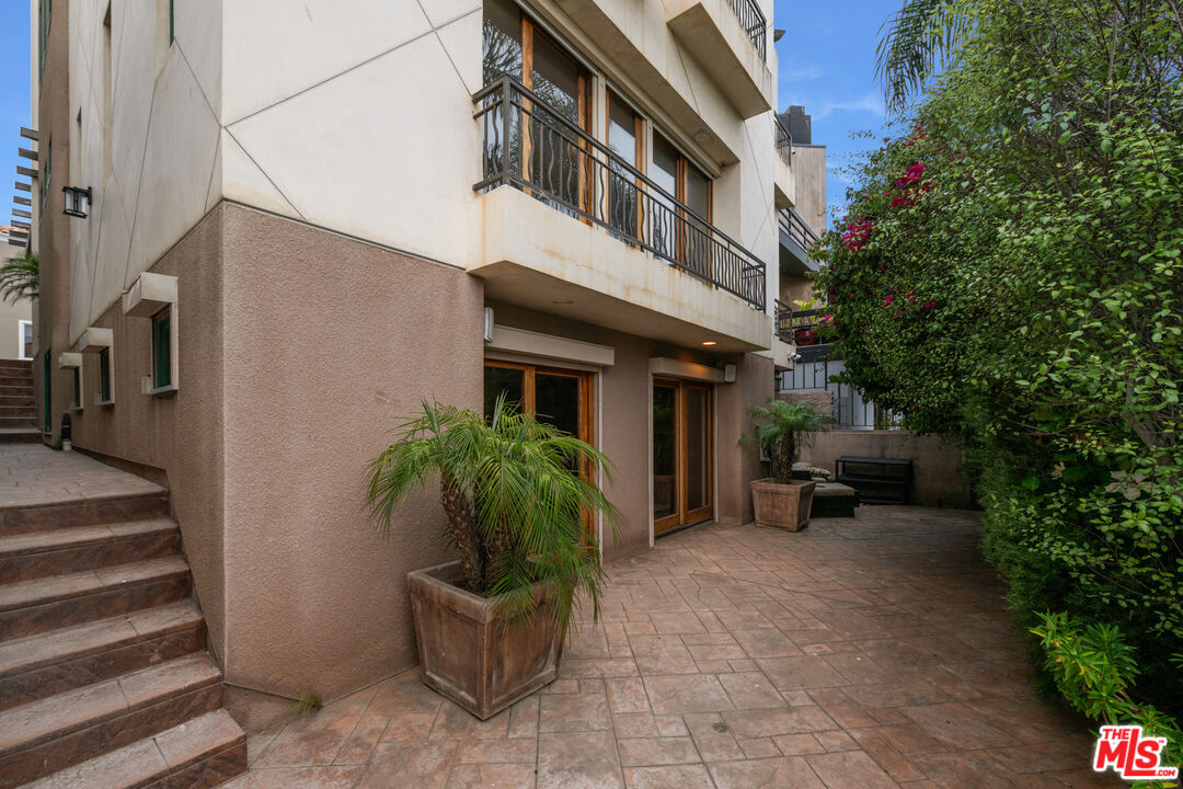 4115 Roma Ct