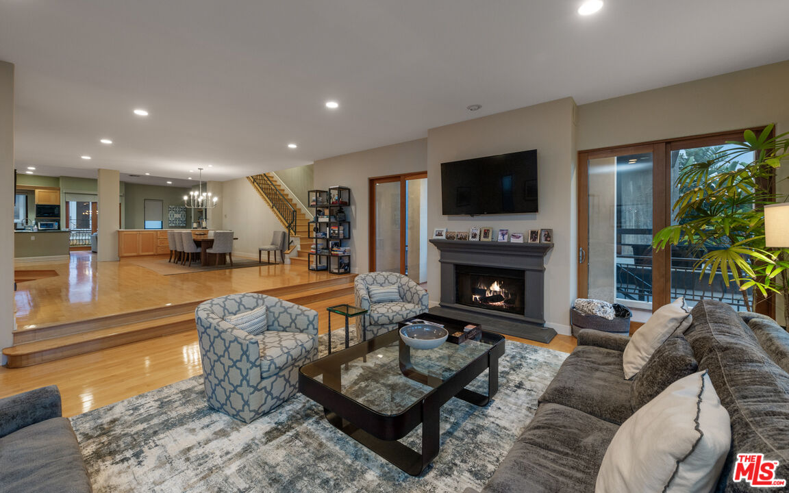 4115 Roma Ct