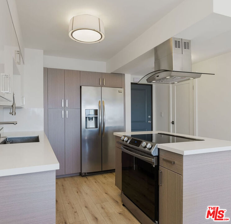 1155 N La Cienega Blvd Unit: 1207