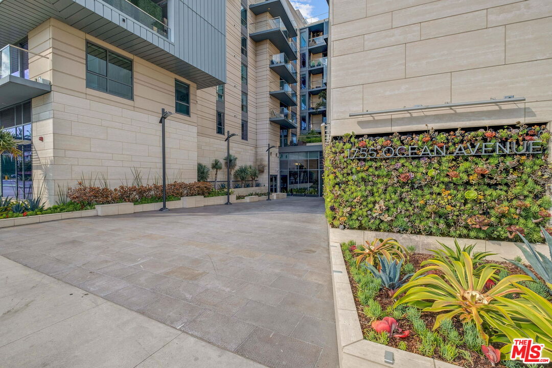 1755 Ocean Ave Unit: 614