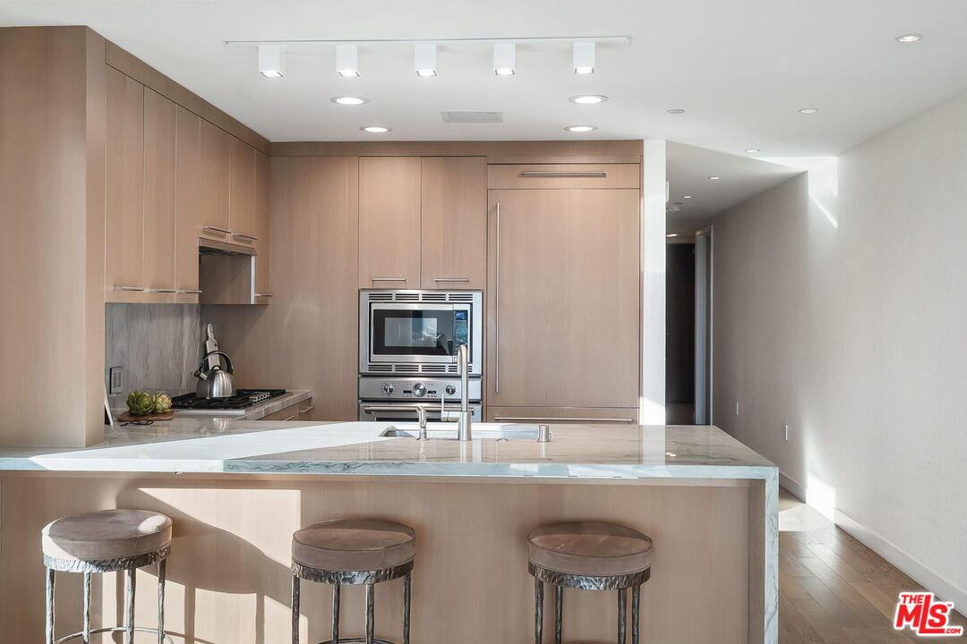 1755 Ocean Ave Unit: 614