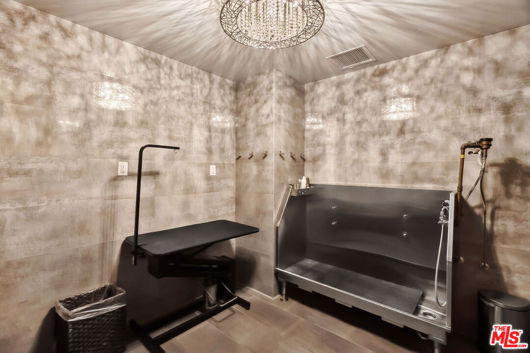 1755 Ocean Ave Unit: 614