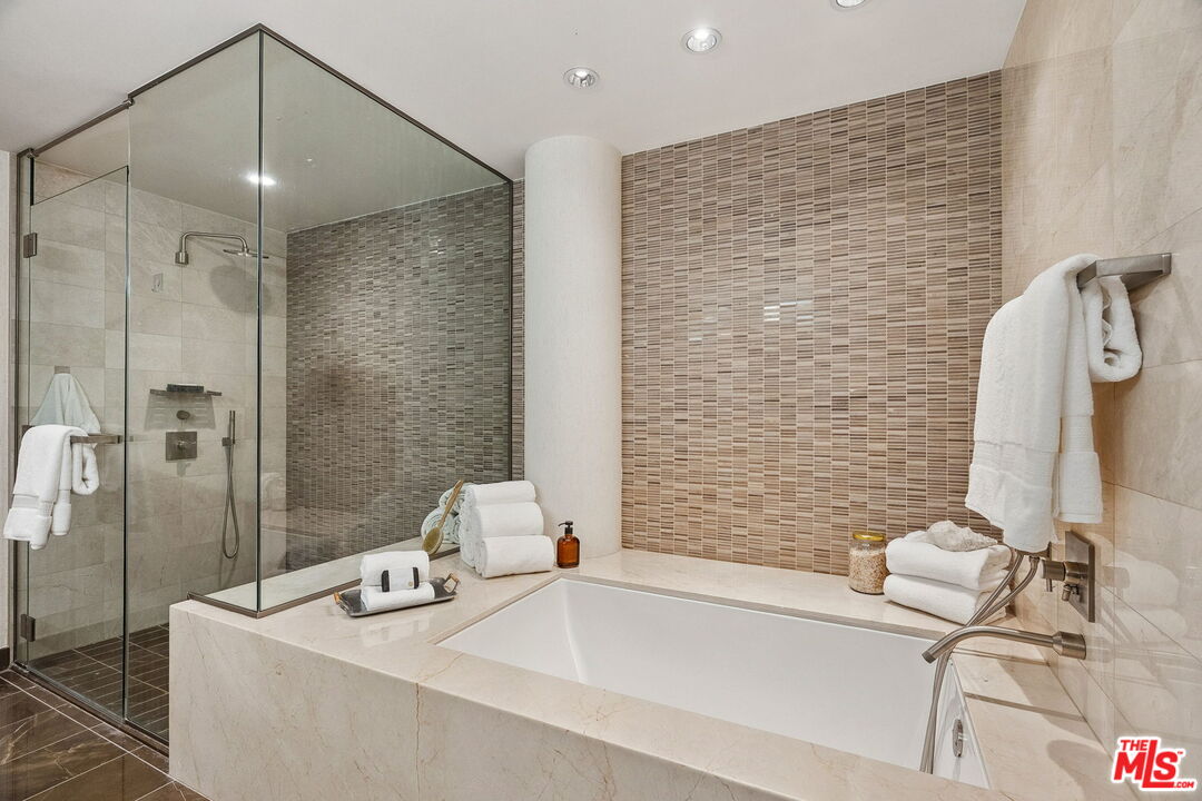 1755 Ocean Ave Unit: 614