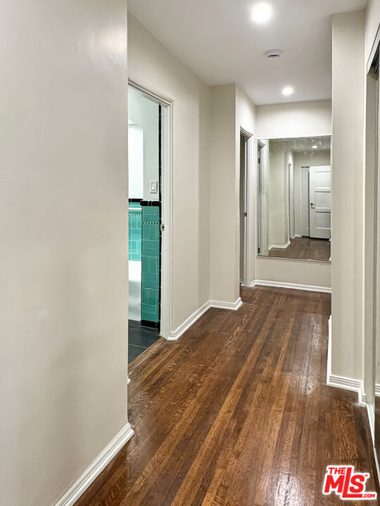 170 N Orange Dr Unit: Lower