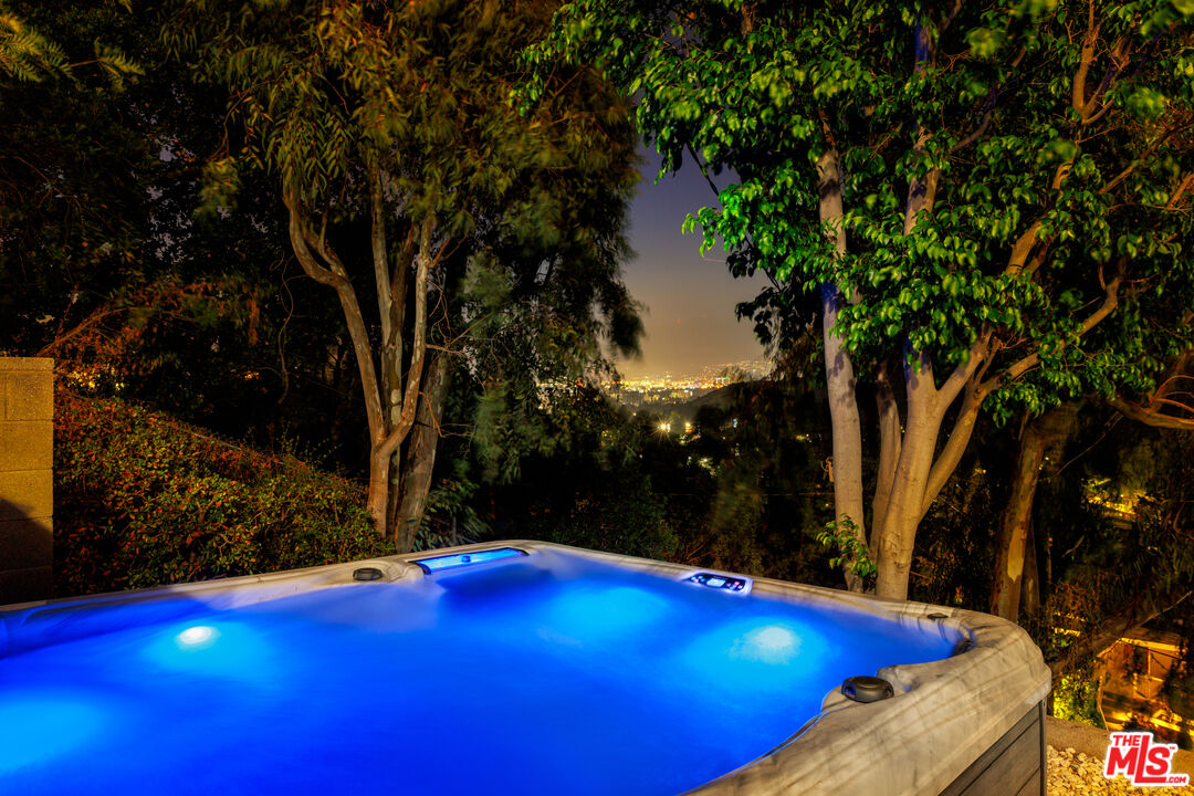 3488 Troy Dr