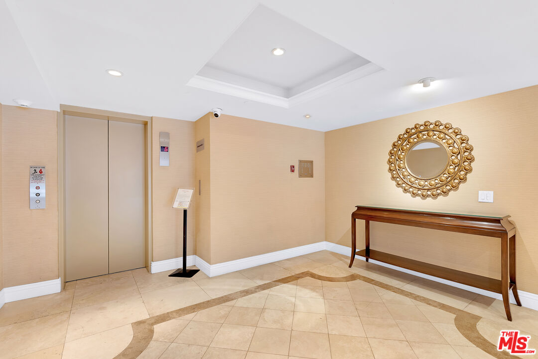 321 N Oakhurst Dr Unit: 602